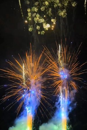 Fireworks.YA-11002